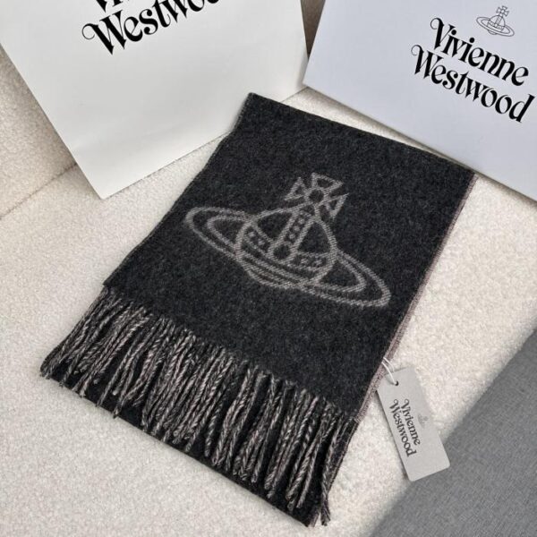 replica,repliche,fake,1:1,earrings,bracelet,ring,jewelry Sciarpa della Regina Madre Madrina Punk britannica Regina Madre Vivienne Westwood