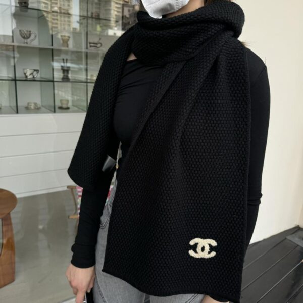 replica,repliche,fake,1:1,earrings,bracelet,ring,jewelry Chanel24 nuova sciarpa lavorata a maglia 24b con ricamo autunno e inverno sciarpa lunga lavorata a maglia in cashmere