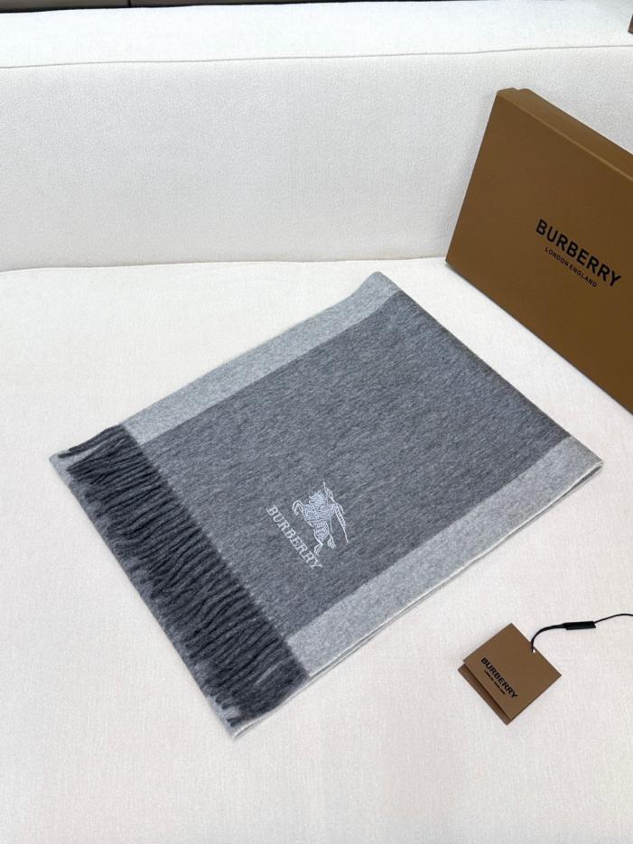 replica,repliche,fake,1:1,earrings,bracelet,ring,jewelry Burberry ricamato War Horse 2024 Ultimo modello di coppia unisex replica,repliche,fake,1:1,earrings,bracelet,ring,jewelry Burberry ricamato War Horse 2024 Ultimo modello di coppia unisex