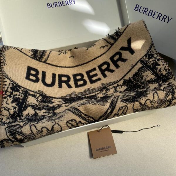 replica,repliche,fake,1:1,earrings,bracelet,ring,jewelry Scialle del cavallo da guerra di Burberry
