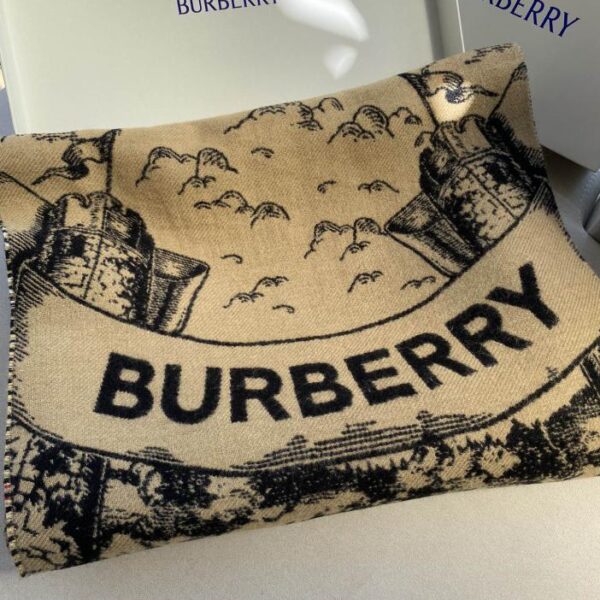 replica,repliche,fake,1:1,earrings,bracelet,ring,jewelry Scialle del cavallo da guerra di Burberry