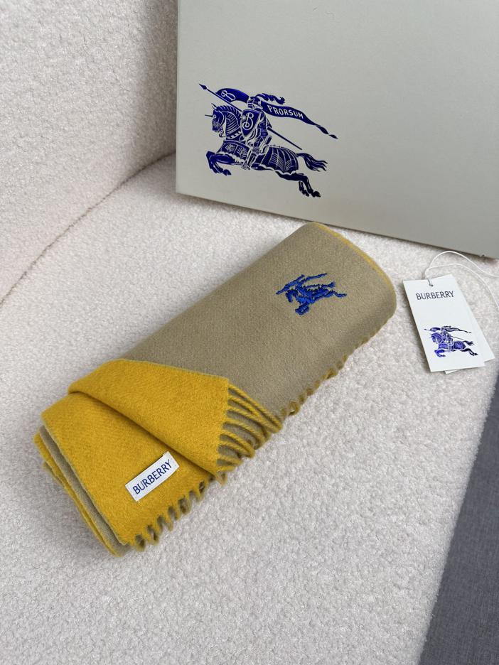 replica,repliche,fake,1:1,earrings,bracelet,ring,jewelry Nuova sciarpa Burberry in cashmere con curva double face ricamata replica,repliche,fake,1:1,earrings,bracelet,ring,jewelry Nuova sciarpa Burberry in cashmere con curva double face ricamata
