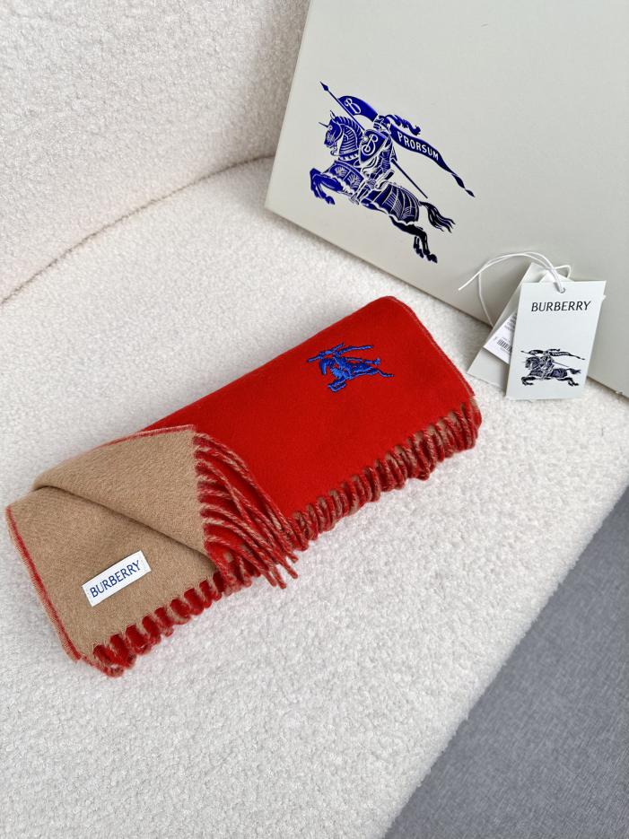 replica,repliche,fake,1:1,earrings,bracelet,ring,jewelry Nuova sciarpa Burberry in cashmere con curva double face ricamata replica,repliche,fake,1:1,earrings,bracelet,ring,jewelry Nuova sciarpa Burberry in cashmere con curva double face ricamata