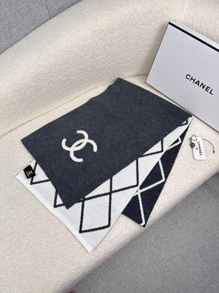 replica,repliche,fake,1:1,earrings,bracelet,ring,jewelry LOGO tridimensionale CHANEL nuova sciarpa lavorata a maglia autunno e inverno sciarpa lunga lavorata a maglia in cashmere replica,repliche,fake,1:1,earrings,bracelet,ring,jewelry LOGO tridimensionale CHANEL nuova sciarpa lavorata a maglia autunno e inverno sciarpa lunga lavorata a maglia in cashmere