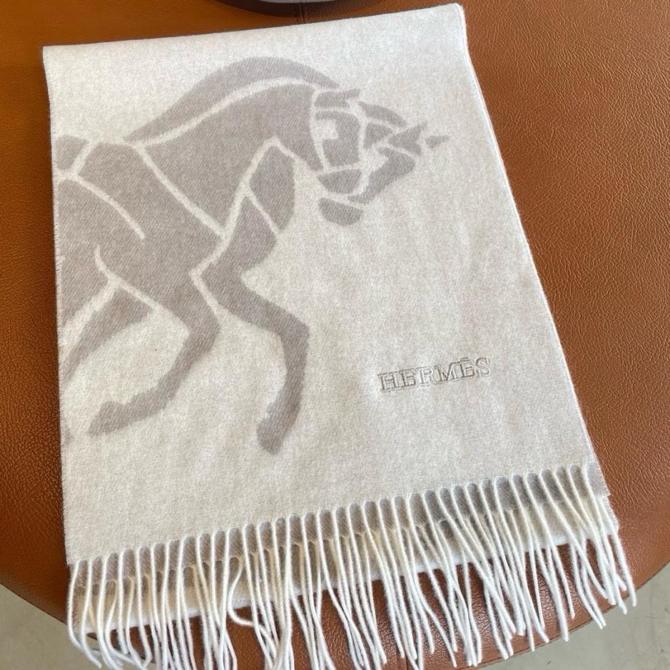 replica,repliche,fake,1:1,earrings,bracelet,ring,jewelry Sciarpa Hermès in cashmere jacquard replica,repliche,fake,1:1,earrings,bracelet,ring,jewelry Sciarpa Hermès in cashmere jacquard