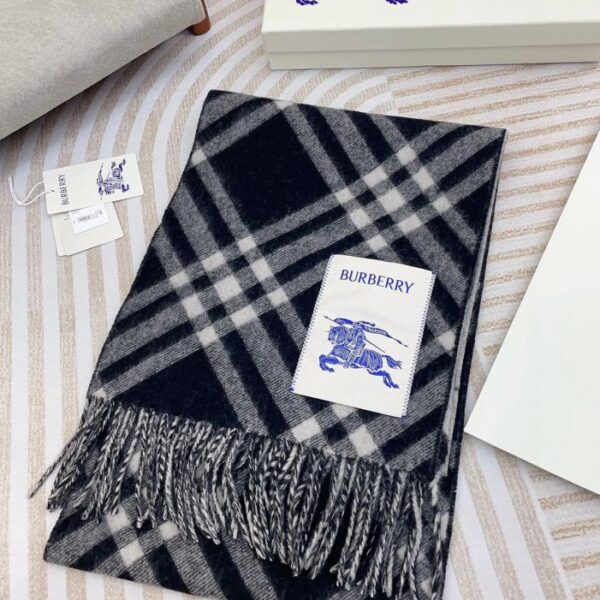 Sciarpa scozzese di Burberry