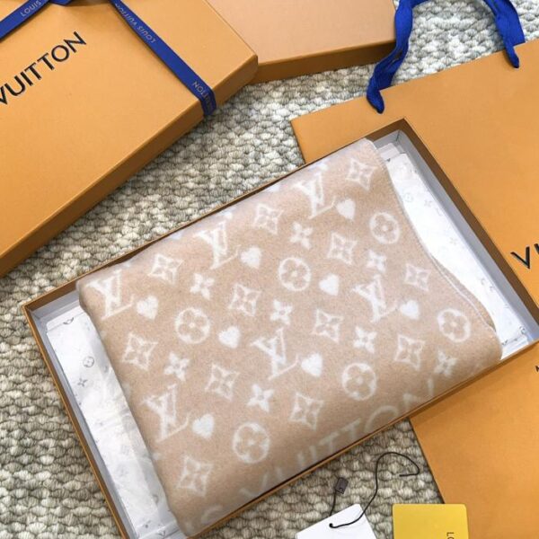 replica,repliche,fake,1:1,earrings,bracelet,ring,jewelry Sciarpa autunno inverno LV