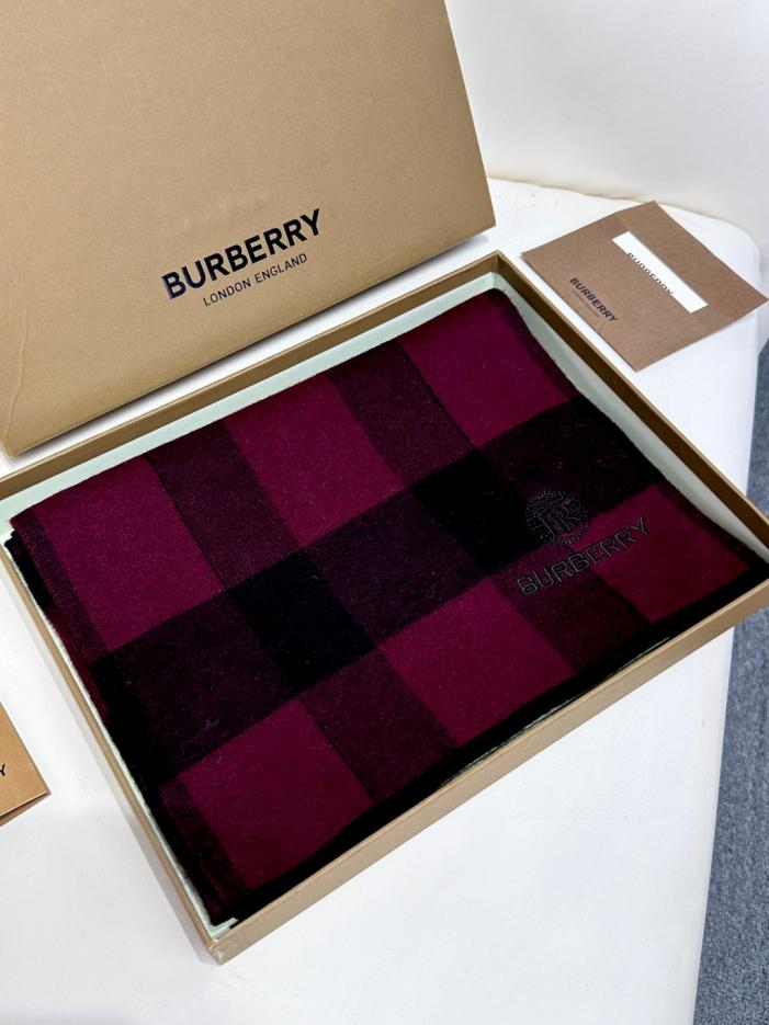 replica,repliche,fake,1:1,earrings,bracelet,ring,jewelry Burberry versione aggiornata morbida sciarpa di fascia alta per uomo e donna replica,repliche,fake,1:1,earrings,bracelet,ring,jewelry Burberry versione aggiornata morbida sciarpa di fascia alta per uomo e donna