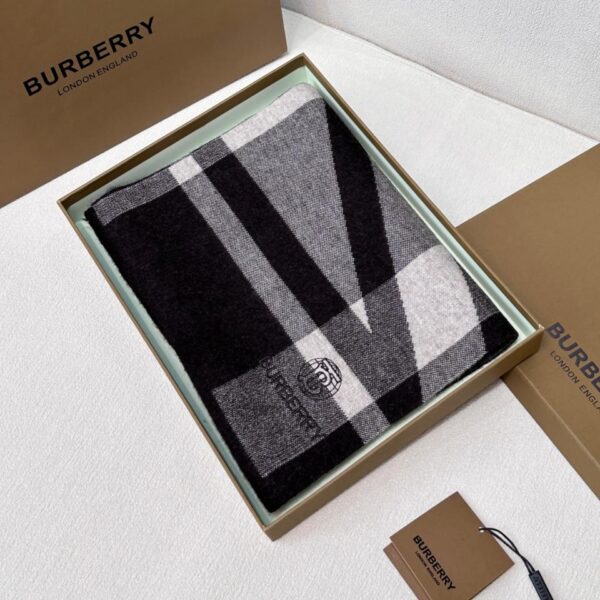 replica,repliche,fake,1:1,earrings,bracelet,ring,jewelry Burberry versione aggiornata morbida sciarpa di fascia alta per uomo e donna