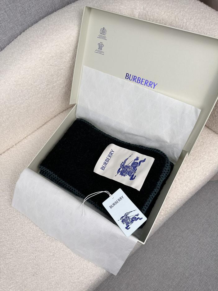 replica,repliche,fake,1:1,earrings,bracelet,ring,jewelry La nuova bellissima sciarpa floreale in mohair di Burberry replica,repliche,fake,1:1,earrings,bracelet,ring,jewelry La nuova bellissima sciarpa floreale in mohair di Burberry