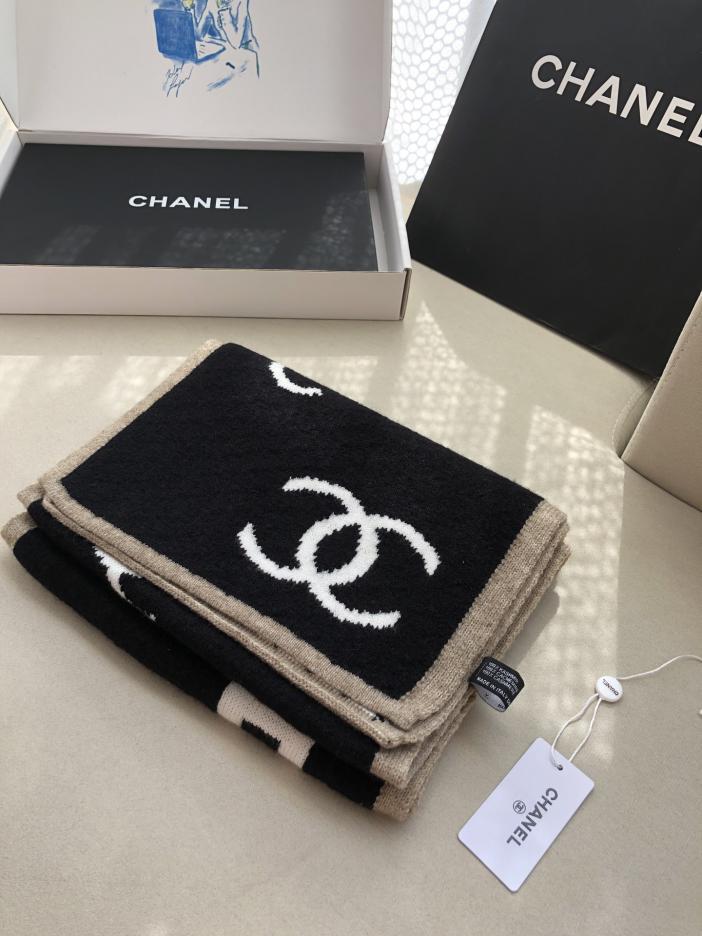 replica,repliche,fake,1:1,earrings,bracelet,ring,jewelry CHANEL La nuova sciarpa in maglia di cashmere double face di Chanel replica,repliche,fake,1:1,earrings,bracelet,ring,jewelry CHANEL La nuova sciarpa in maglia di cashmere double face di Chanel