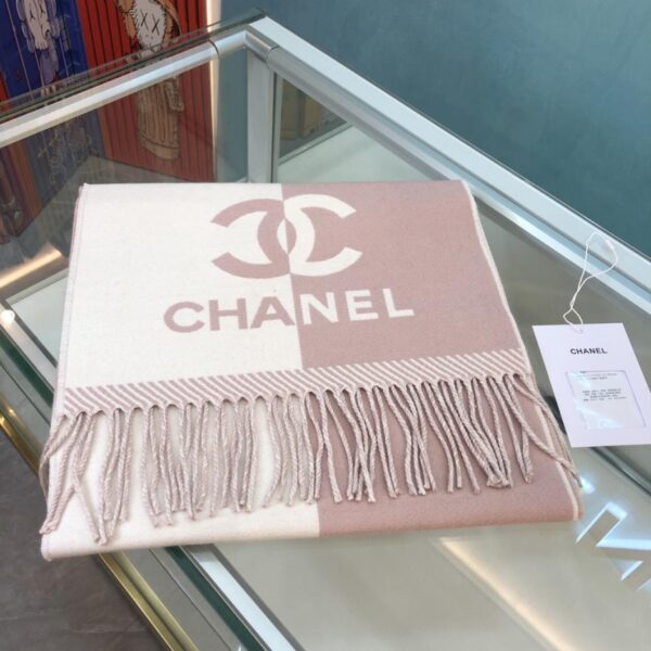 replica,repliche,fake,1:1,earrings,bracelet,ring,jewelry Sciarpa color block double face serie Chanel 24A