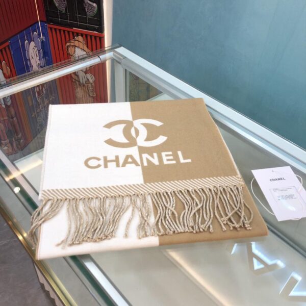 replica,repliche,fake,1:1,earrings,bracelet,ring,jewelry Sciarpa color block double face serie Chanel 24A