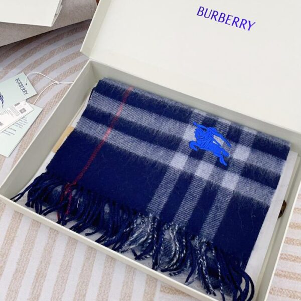 replica,repliche,fake,1:1,earrings,bracelet,ring,jewelry Sciarpa Burberry in misto cashmere e lana