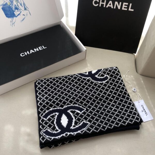 Chanel diamante double face