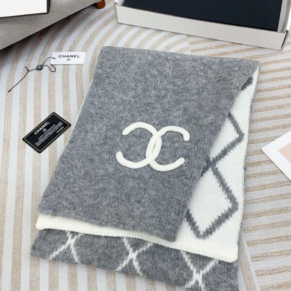 CHANEL nuova sciarpa lavorata a maglia autunno e inverno sciarpa lunga lavorata a maglia in cashmere