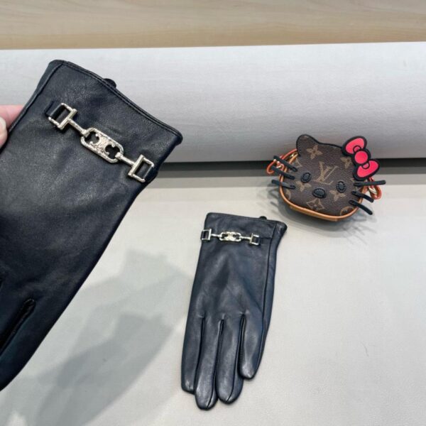 replica,repliche,fake,1:1,earrings,bracelet,ring,jewelry Nuovi guanti in pelle di pecora da donna Celine