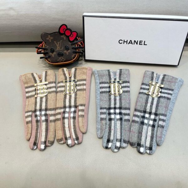 replica,repliche,fake,1:1,earrings,bracelet,ring,jewelry BURBERRY contro guanti in lana nuova