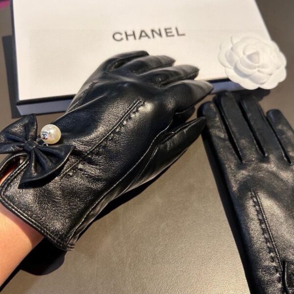 replica,repliche,fake,1:1,earrings,bracelet,ring,jewelry Guanti touch Chanel