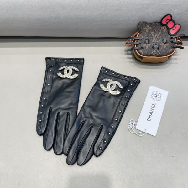 replica,repliche,fake,1:1,earrings,bracelet,ring,jewelry Guanti touch Chanel