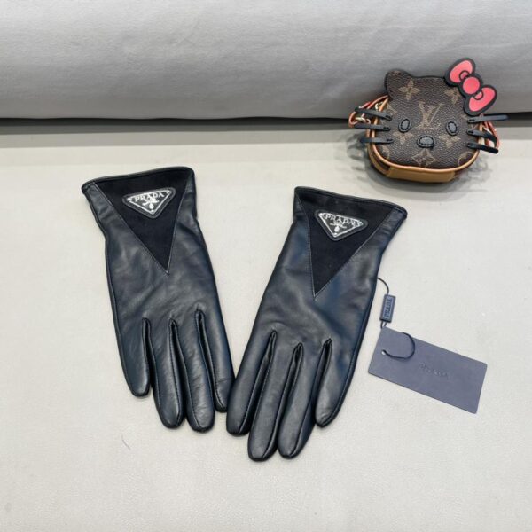 replica,repliche,fake,1:1,earrings,bracelet,ring,jewelry Prada Prada guanti semiaperti guanti touch