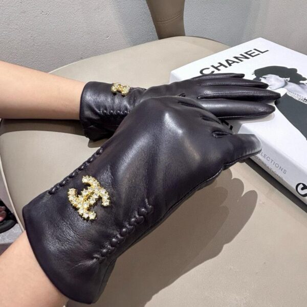replica,repliche,fake,1:1,earrings,bracelet,ring,jewelry Guanti touch Chanel