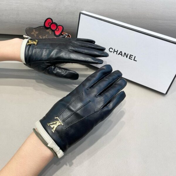 replica,repliche,fake,1:1,earrings,bracelet,ring,jewelry Guanti touch da donna LV