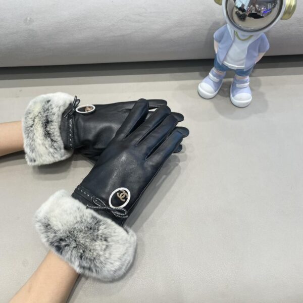 replica,repliche,fake,1:1,earrings,bracelet,ring,jewelry Guanti Chanel Love Autunno e Inverno Lazy Rabbit in pelle di pecora per cellulare Touch Screen