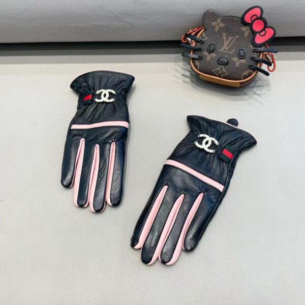 Guanti touch Chanel