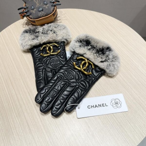 replica,repliche,fake,1:1,earrings,bracelet,ring,jewelry Chanel autunno e inverno pigro pelliccia di coniglio ricamo casuale guanti di pelle di pecora guanti touch cellulare