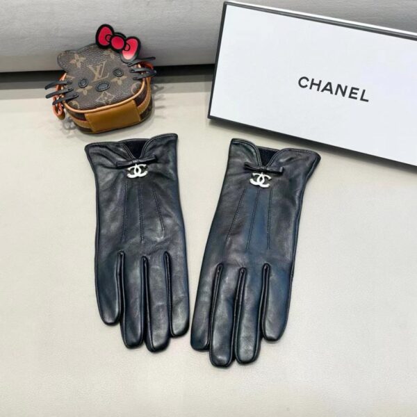 replica,repliche,fake,1:1,earrings,bracelet,ring,jewelry Guanti touch Chanel