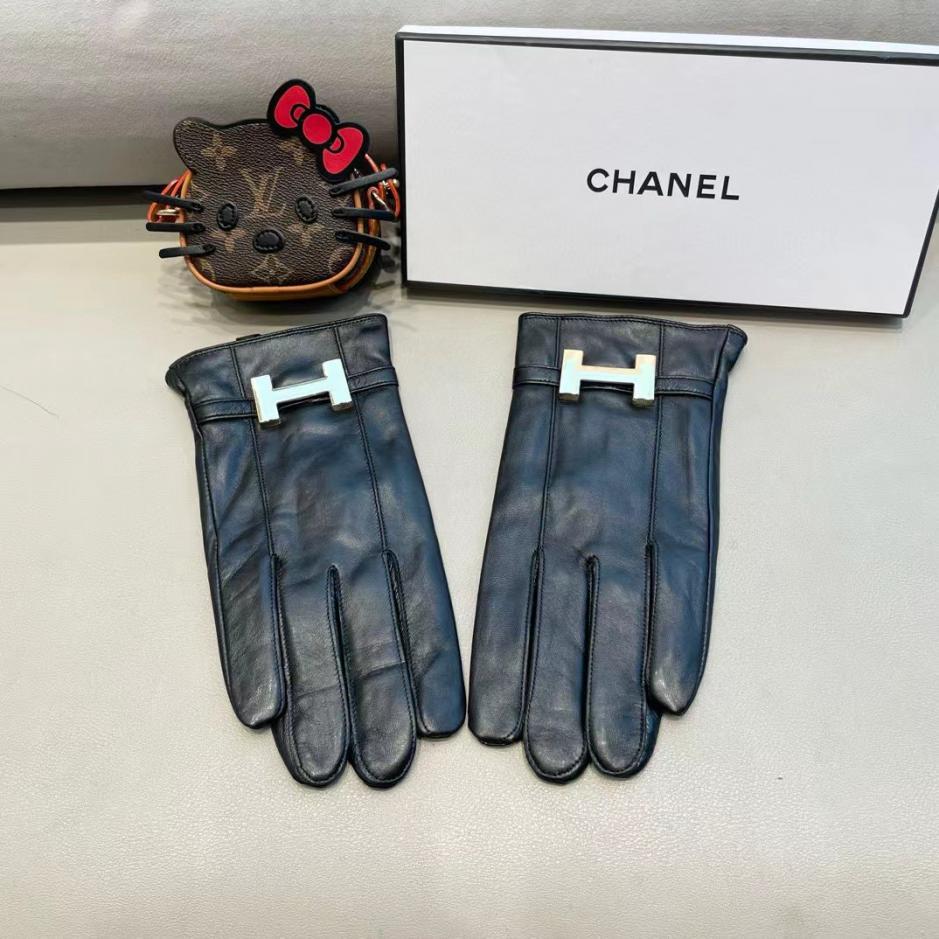 replica,repliche,fake,1:1,earrings,bracelet,ring,jewelry Guanti da uomo HERMES replica,repliche,fake,1:1,earrings,bracelet,ring,jewelry Guanti da uomo HERMES