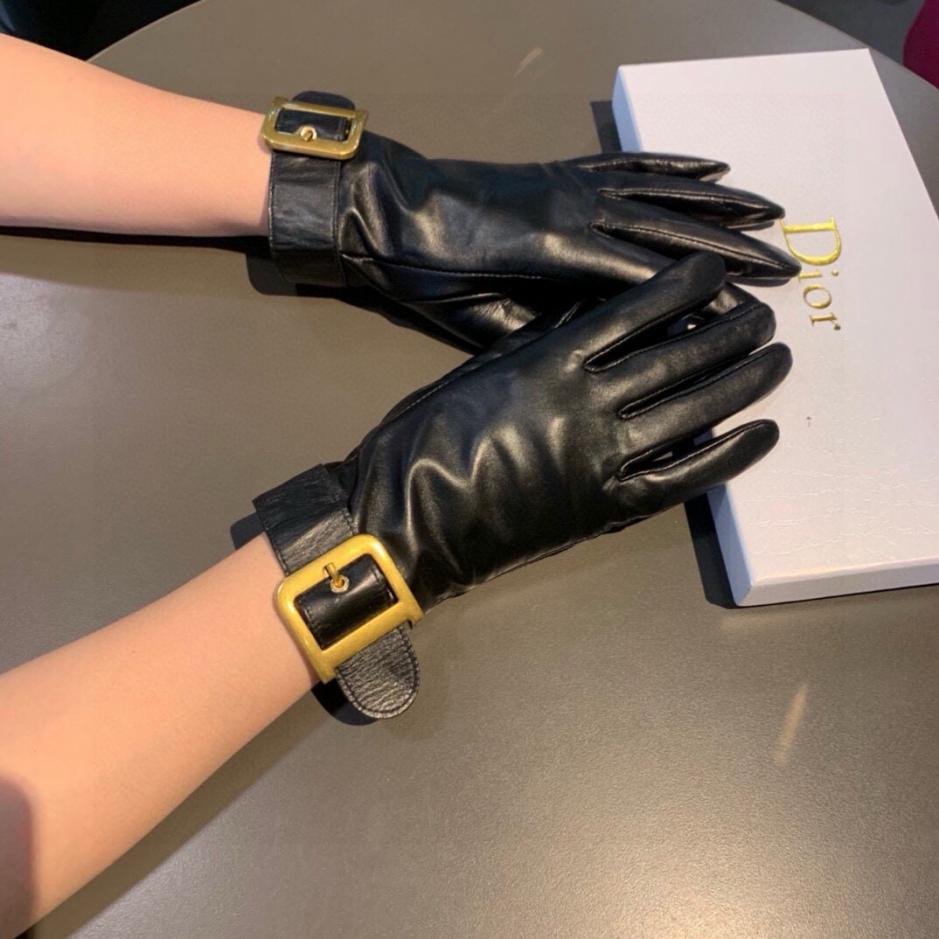 replica,repliche,fake,1:1,earrings,bracelet,ring,jewelry Guanti touch Dior replica,repliche,fake,1:1,earrings,bracelet,ring,jewelry Guanti touch Dior