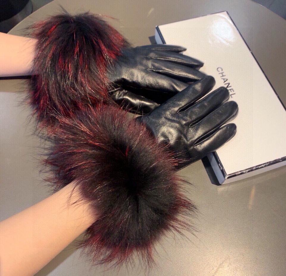 replica,repliche,fake,1:1,earrings,bracelet,ring,jewelry Guanti Chanel touch in pelliccia di volpe grande autunno e inverno replica,repliche,fake,1:1,earrings,bracelet,ring,jewelry Guanti Chanel touch in pelliccia di volpe grande autunno e inverno