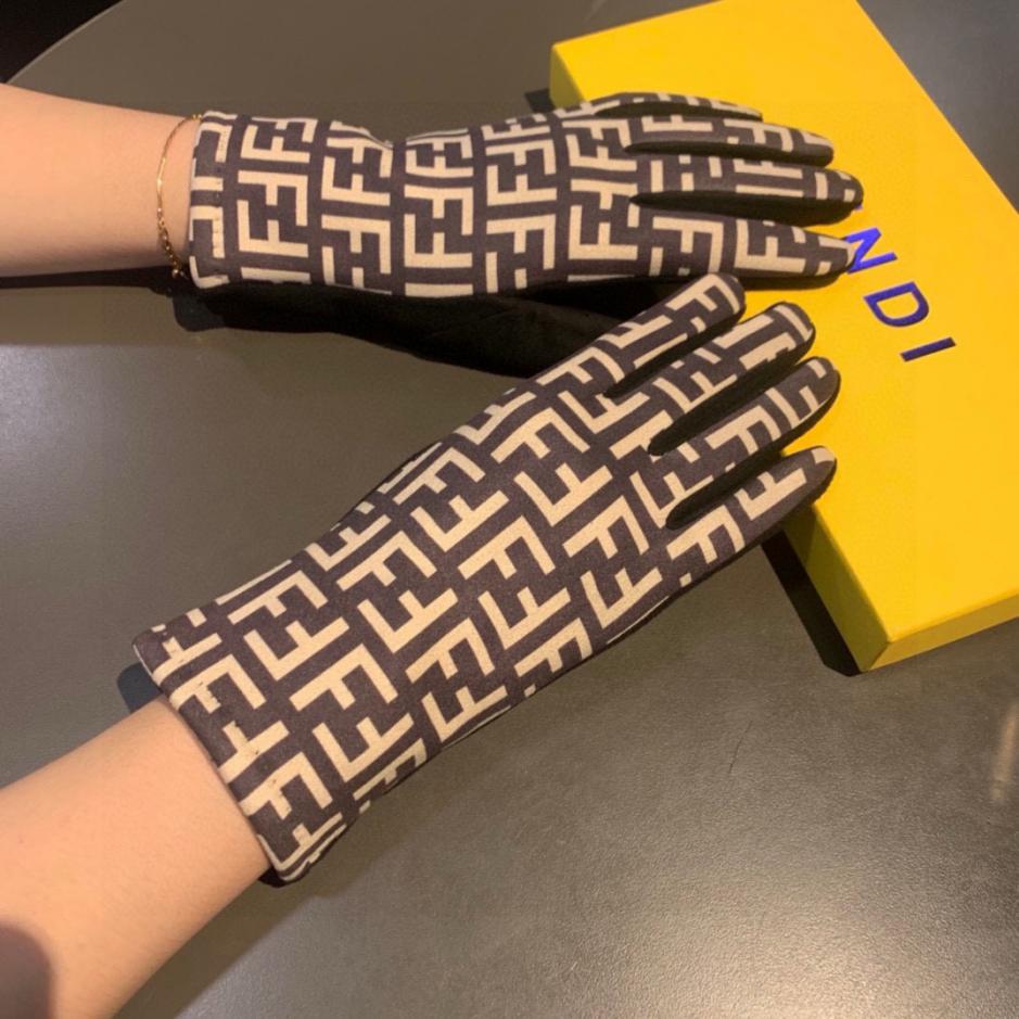 replica,repliche,fake,1:1,earrings,bracelet,ring,jewelry Guanti FENDI in cashmere autunno e inverno replica,repliche,fake,1:1,earrings,bracelet,ring,jewelry Guanti FENDI in cashmere autunno e inverno