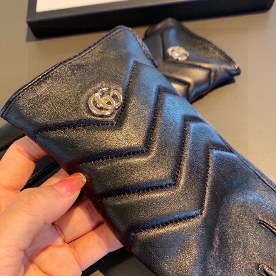 replica,repliche,fake,1:1,earrings,bracelet,ring,jewelry Guanti GUCCI touch replica,repliche,fake,1:1,earrings,bracelet,ring,jewelry Guanti GUCCI touch