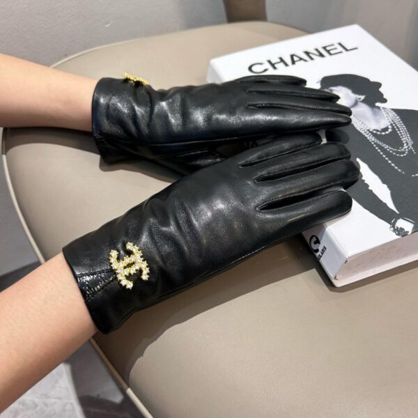replica,repliche,fake,1:1,earrings,bracelet,ring,jewelry Guanti touch Chanel