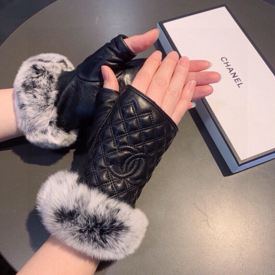 replica,repliche,fake,1:1,earrings,bracelet,ring,jewelry Guanti Chanel a coste in pelliccia di coniglio pigro versione corta autunno e inverno replica,repliche,fake,1:1,earrings,bracelet,ring,jewelry Guanti Chanel a coste in pelliccia di coniglio pigro versione corta autunno e inverno