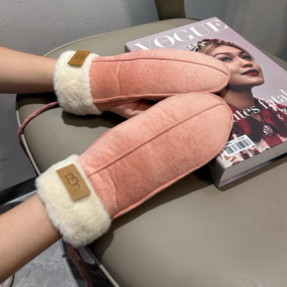 replica,repliche,fake,1:1,earrings,bracelet,ring,jewelry Guanti UGG in lana con spalle autunnali e invernali replica,repliche,fake,1:1,earrings,bracelet,ring,jewelry Guanti UGG in lana con spalle autunnali e invernali