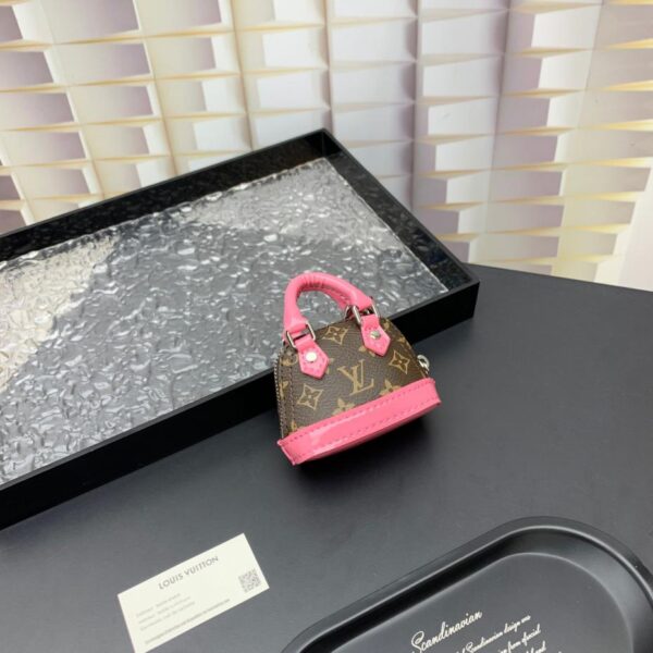 replica,repliche,fake,1:1,earrings,bracelet,ring,jewelry  M01706 ️Louis Vuitton lv mini ciondolo portachiavi borsa a conchiglia (97EF)