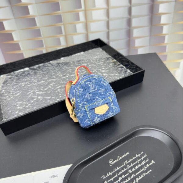 replica,repliche,fake,1:1,earrings,bracelet,ring,jewelry Ciondolo portachiavi mini borsa a tracolla Louis Vuitton