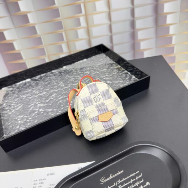 replica,repliche,fake,1:1,earrings,bracelet,ring,jewelry Ciondolo portachiavi borsa a tracolla mini Louis Vuitton (C2DD)