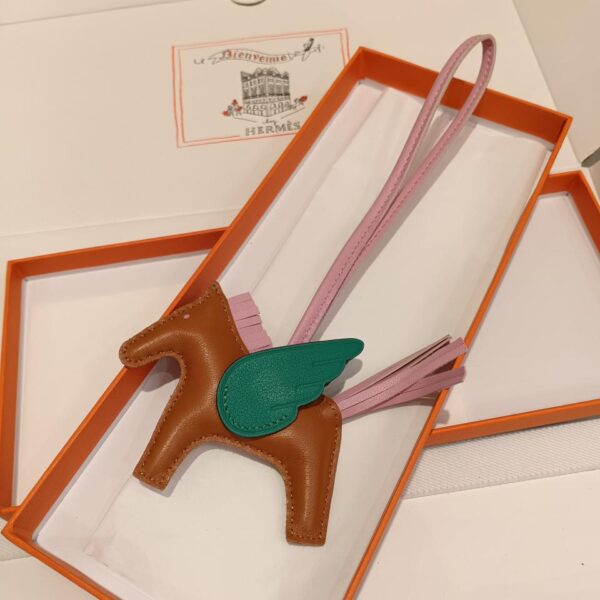 replica,repliche,fake,1:1,earrings,bracelet,ring,jewelry HMMMMS Mini Pegasus Versione Top in Pelle di Pecora (BED9)