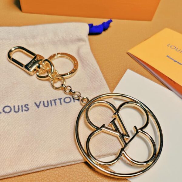 replica,repliche,fake,1:1,earrings,bracelet,ring,jewelry LV M69002 Accessori borsa Flower Finesse e portachiavi 914066(6BFF)