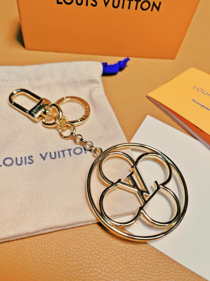 replica,repliche,fake,1:1,earrings,bracelet,ring,jewelry LV M69002 Accessori borsa Flower Finesse e portachiavi 914066(6BFF) replica,repliche,fake,1:1,earrings,bracelet,ring,jewelry LV M69002 Accessori borsa Flower Finesse e portachiavi 914066(6BFF)