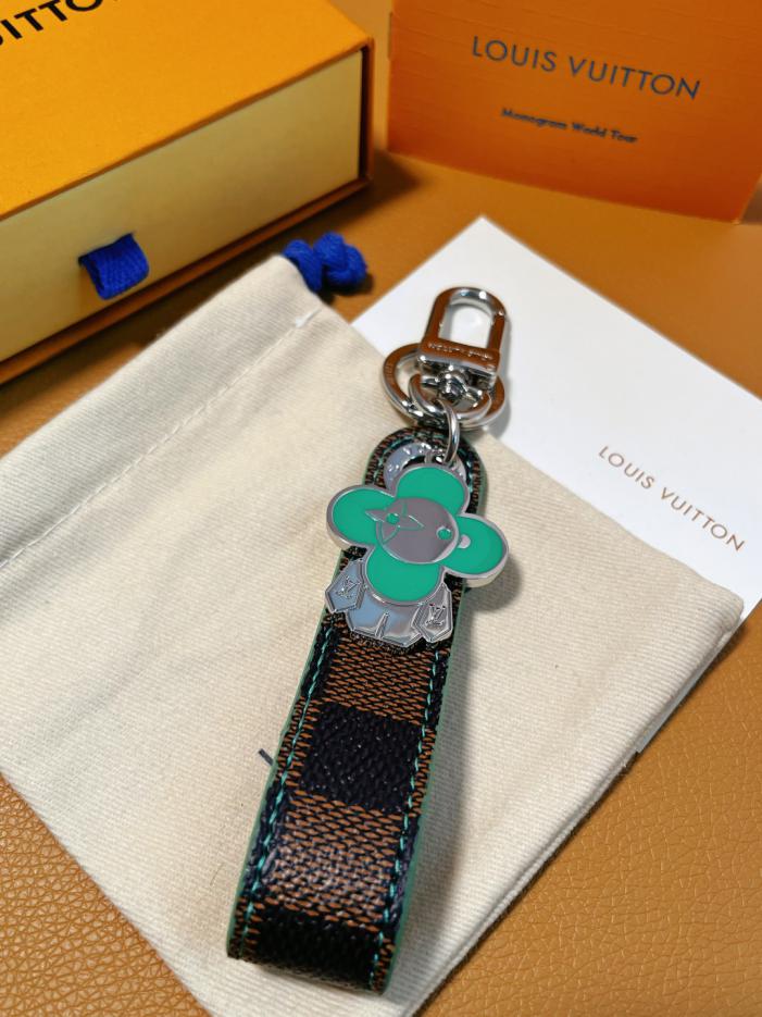 replica,repliche,fake,1:1,earrings,bracelet,ring,jewelry Accessori borsa e portachiavi LV VIVIENNE DRAGONNE (DBDA) replica,repliche,fake,1:1,earrings,bracelet,ring,jewelry Accessori borsa e portachiavi LV VIVIENNE DRAGONNE (DBDA)
