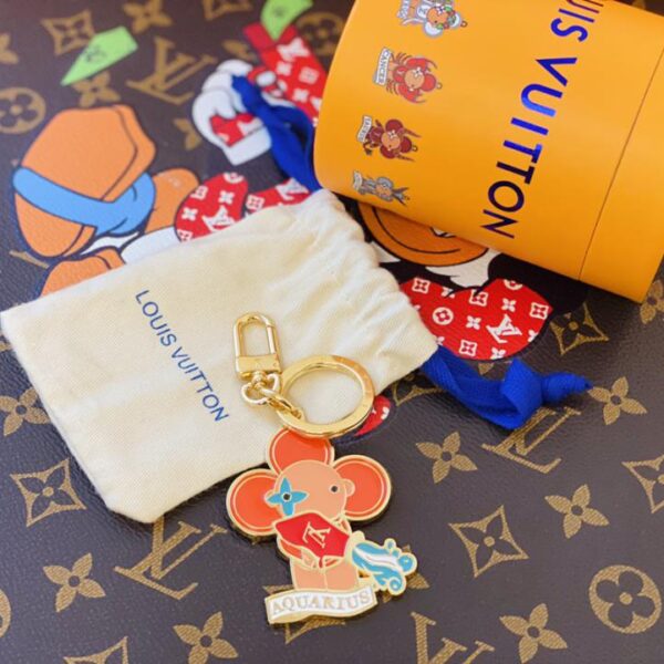 replica,repliche,fake,1:1,earrings,bracelet,ring,jewelry Portachiavi Zodiaco LV-Acquario️Dettagli Scatto reale (393F)