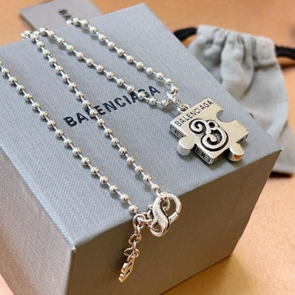 replica,repliche,fake,1:1,earrings,bracelet,ring,jewelry Nuova collana Balenciaga (58E6)