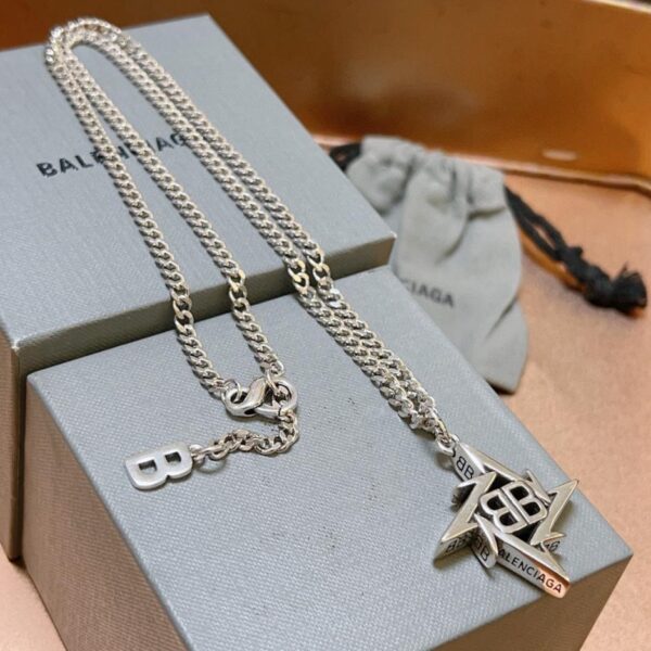 replica,repliche,fake,1:1,earrings,bracelet,ring,jewelry Nuova collana Balenciaga.(C3D8)