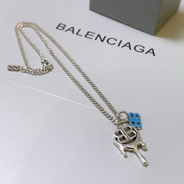 replica,repliche,fake,1:1,earrings,bracelet,ring,jewelry Nuova collana Balenciaga (208E)